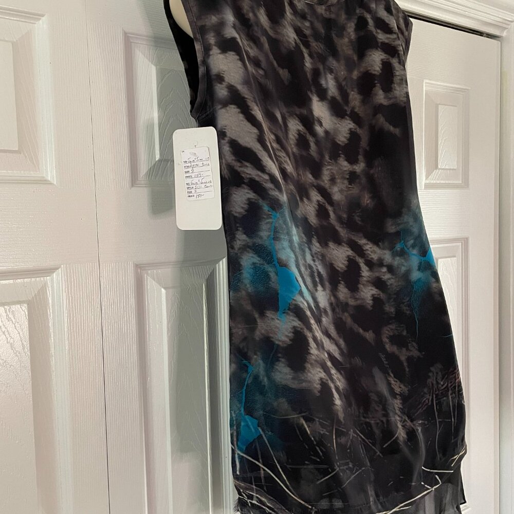 Black Tiger Print Tunic Dress Animal Print – Jane and John - Picture 10 of 11